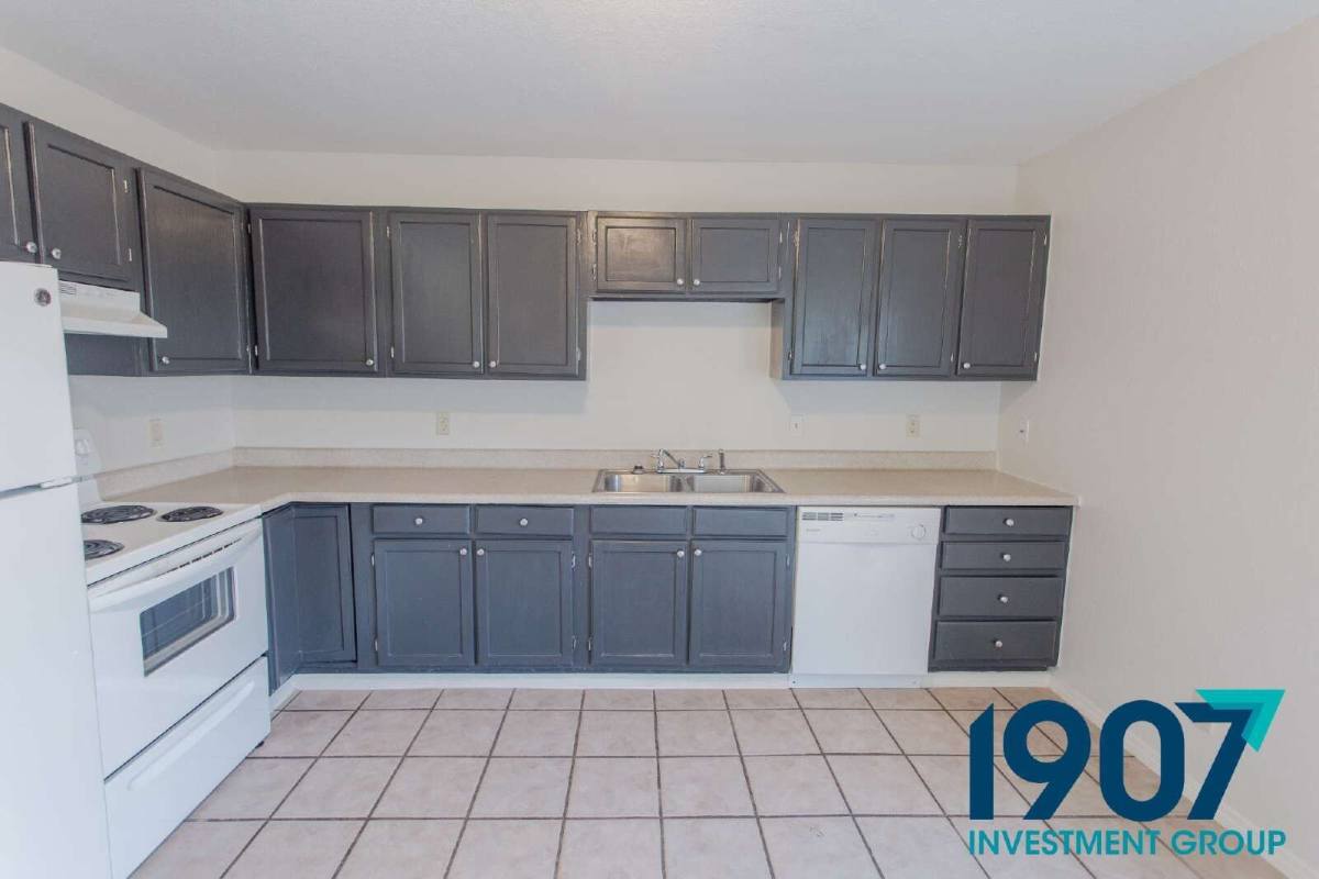 Townhouse for rent at 611 Sinclair Dr, Norman, OK 73071