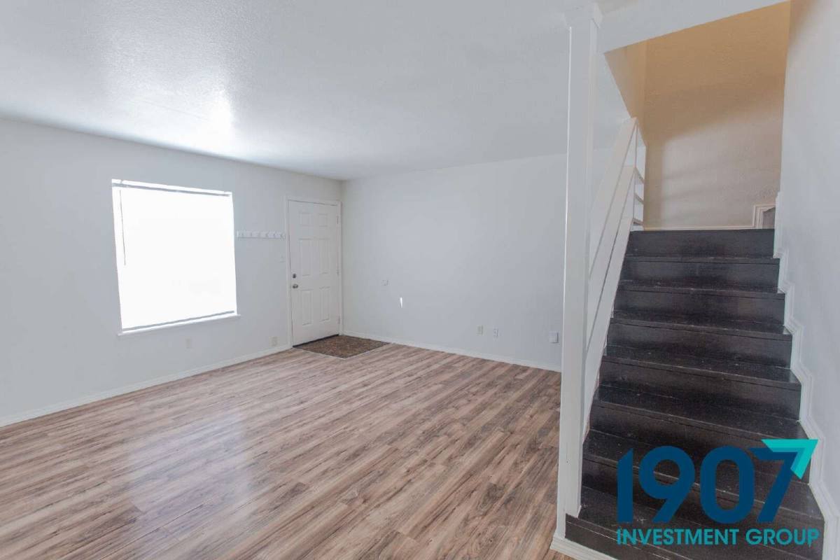 Townhouse for rent at 611 Sinclair Dr, Norman, OK 73071