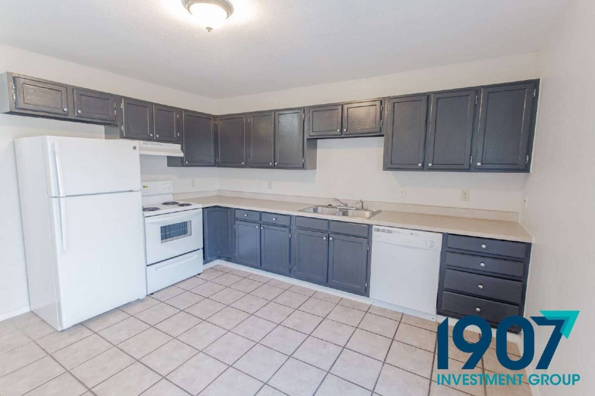 Townhouse for rent at 611 Sinclair Dr, Norman, OK 73071