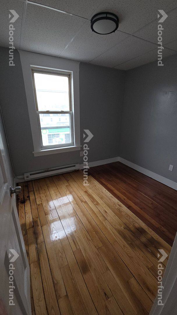 Apartment for rent at 224 Main St #8, Athol, MA 01331