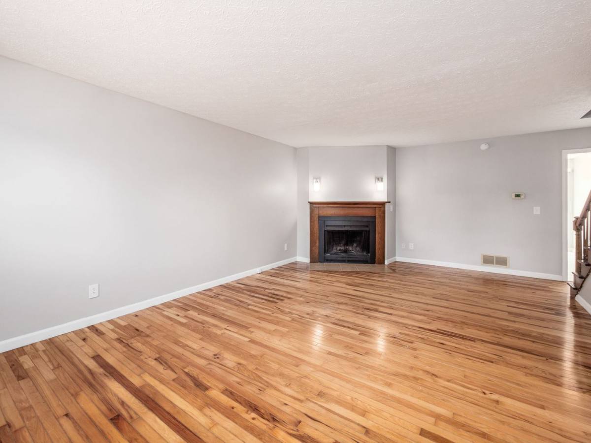 Townhouse for rent at 1963 Drury Lane, Columbus, OH 43235