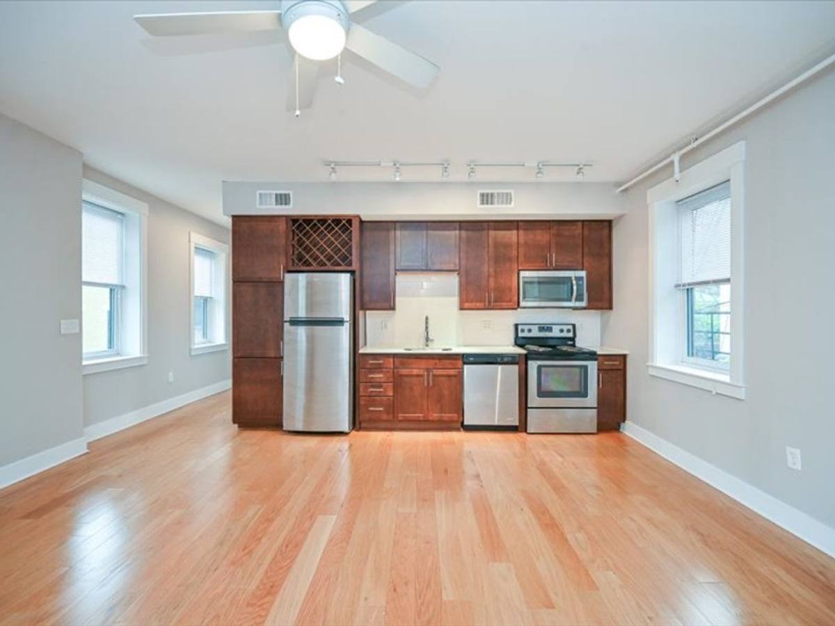 Apartment for rent at 515 E 12th St #4, Cincinnati, OH 45202