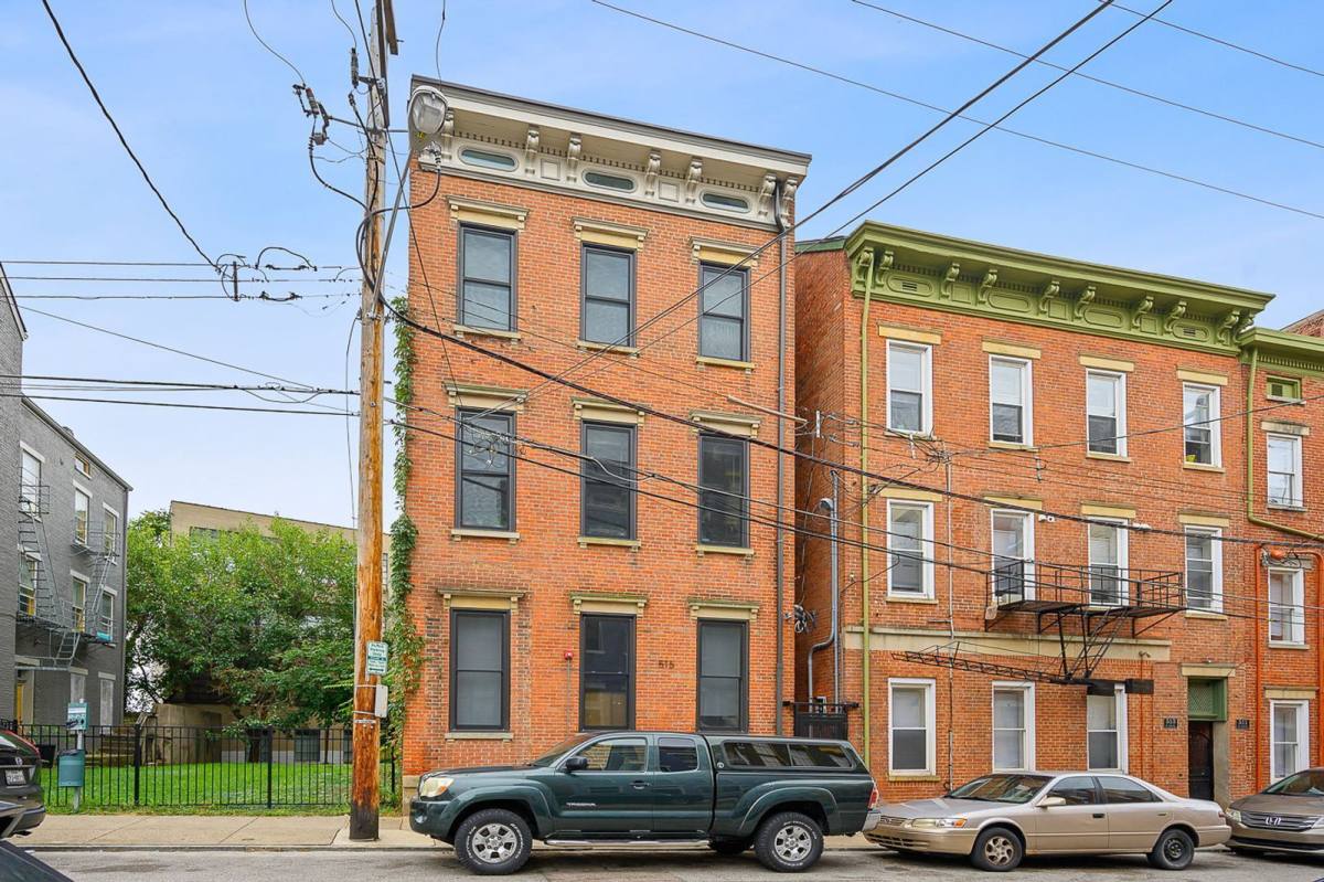 Apartment for rent at 515 E 12th St #4, Cincinnati, OH 45202