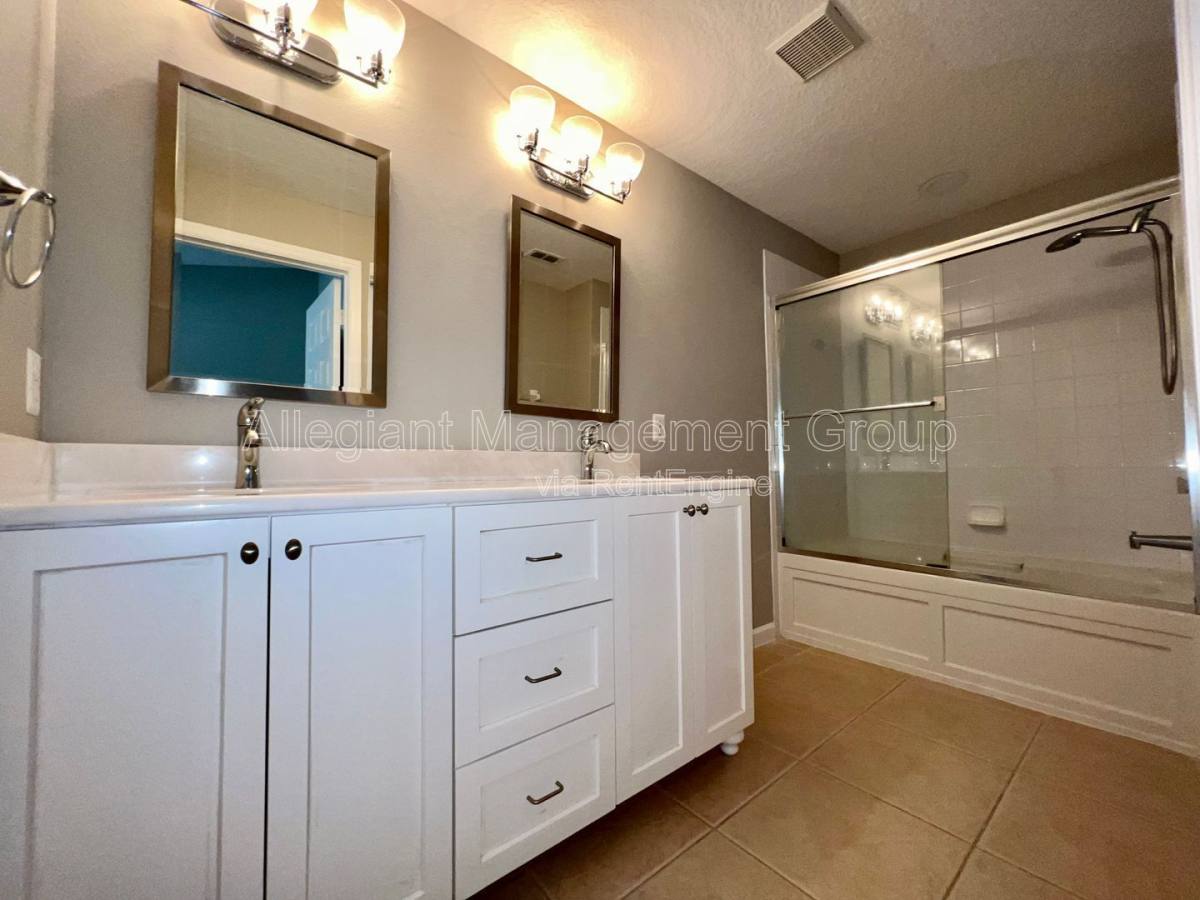 Townhouse for rent at 2648 Galliano Circle, Winter Park, FL 32792