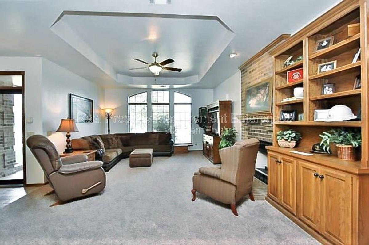 House for rent at 617 Wicket Place, Yukon, OK 73099