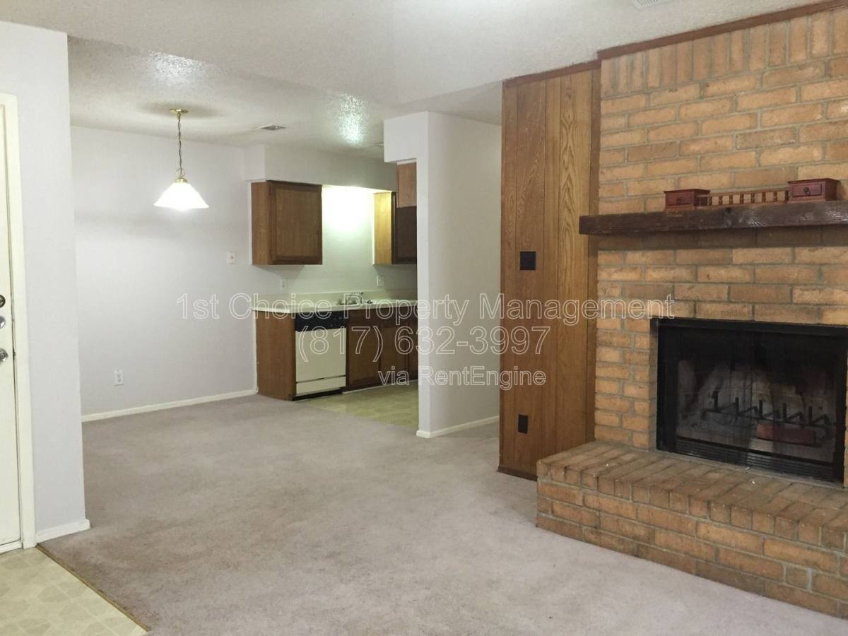 Apartment for rent at 7704 Jennifer Lane, North Richland Hills, TX 76182