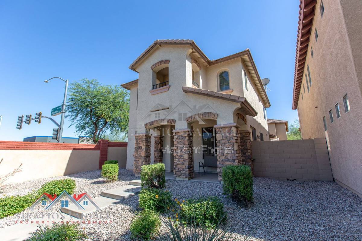 House for rent at 9136 W Meadow Dr, Peoria, AZ 85382