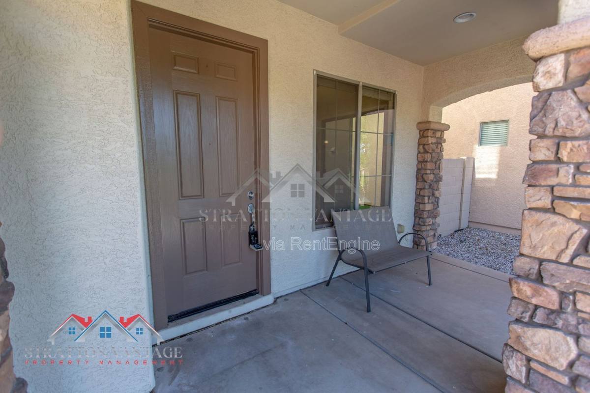 House for rent at 9136 W Meadow Dr, Peoria, AZ 85382
