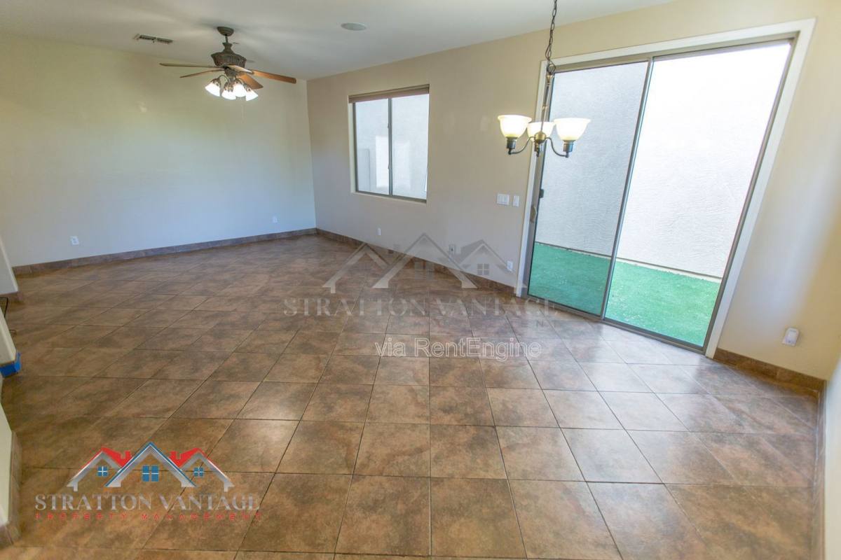 House for rent at 9136 W Meadow Dr, Peoria, AZ 85382