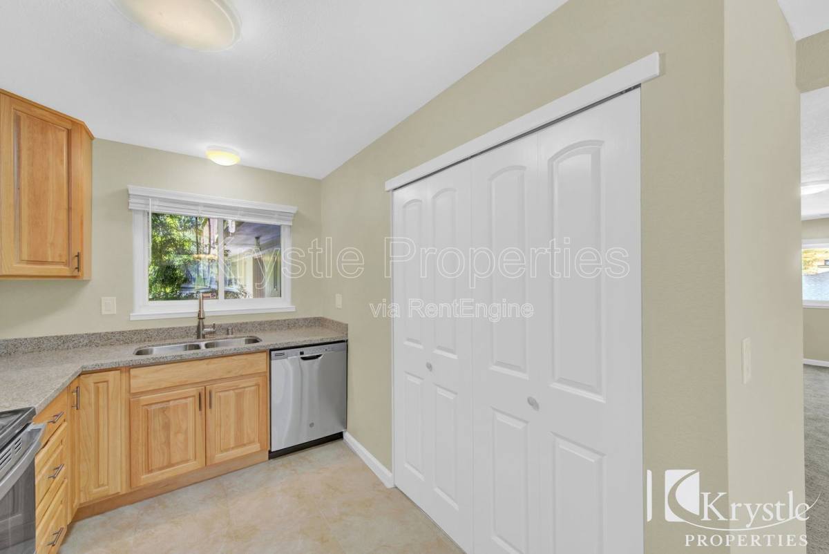 Condo for rent at 201 Nautical Court, Vallejo, CA 94591