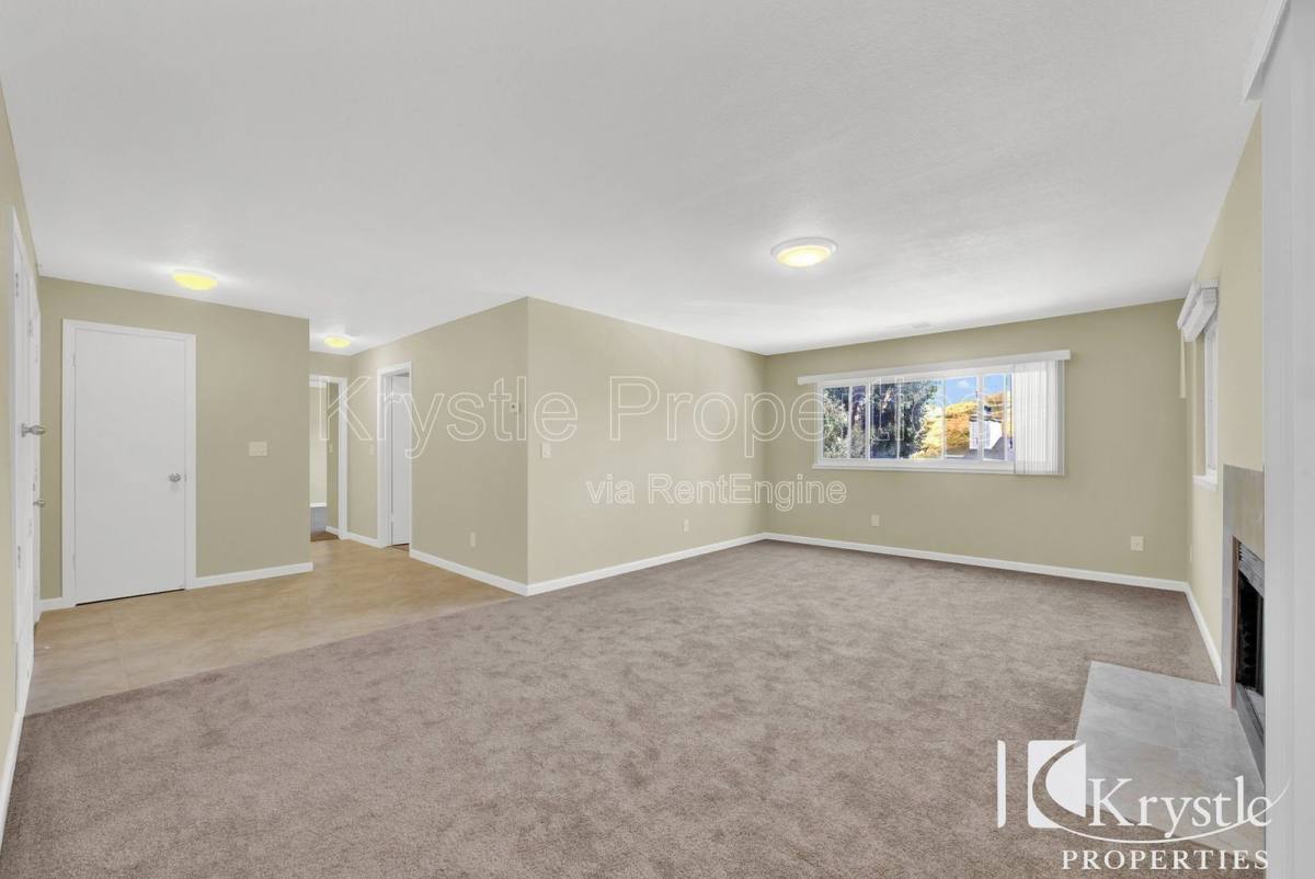 Condo for rent at 201 Nautical Court, Vallejo, CA 94591