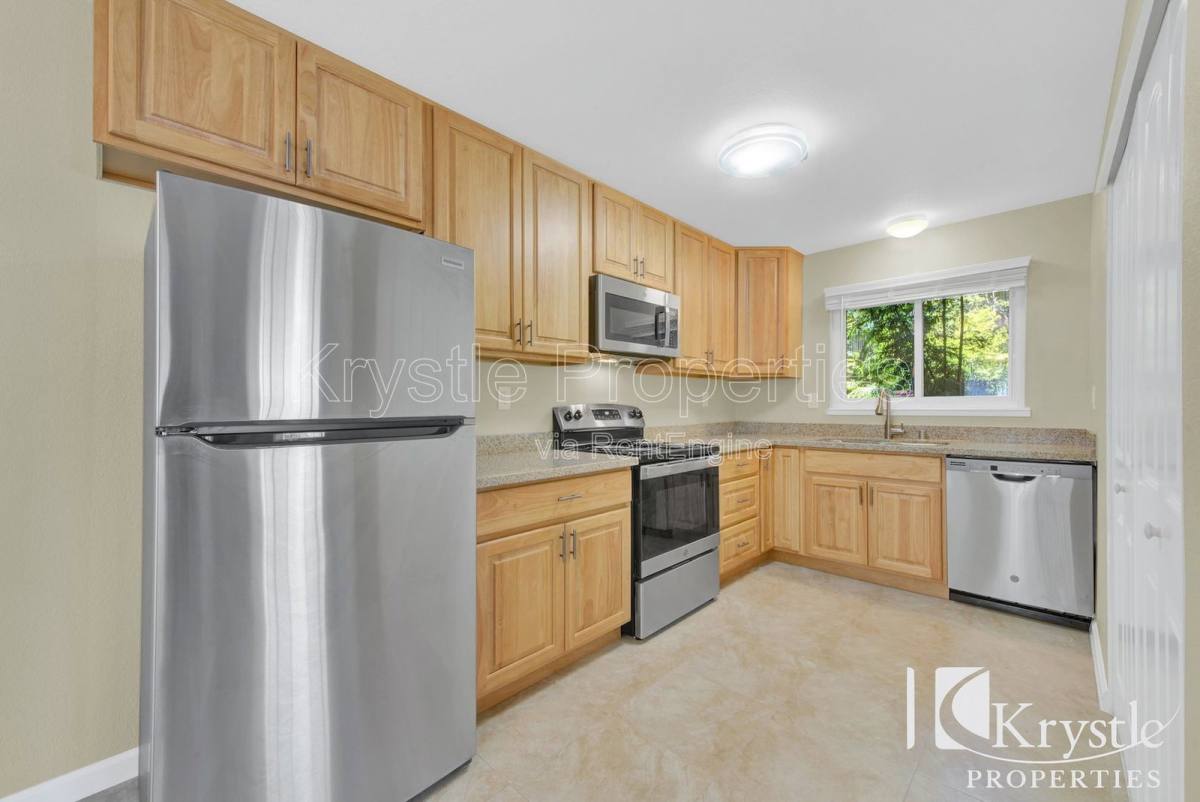 Condo for rent at 201 Nautical Court, Vallejo, CA 94591