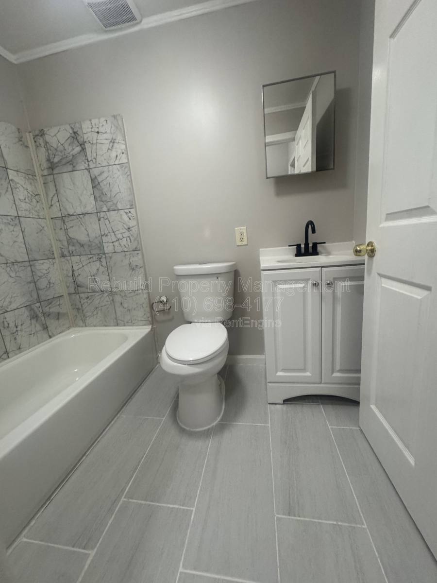 Apartment for rent at 1027 N Caroline St #2, Baltimore, MD 21205