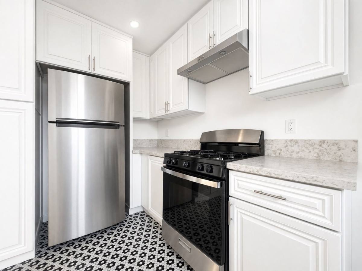 Townhouse for rent at 2106B Delaware Ave, Santa Monica, CA 90404