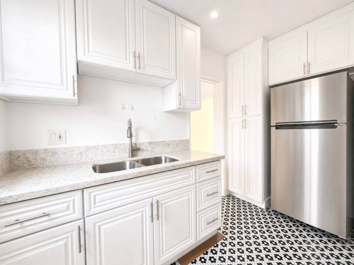 Townhouse for rent at 2106B Delaware Ave, Santa Monica, CA 90404