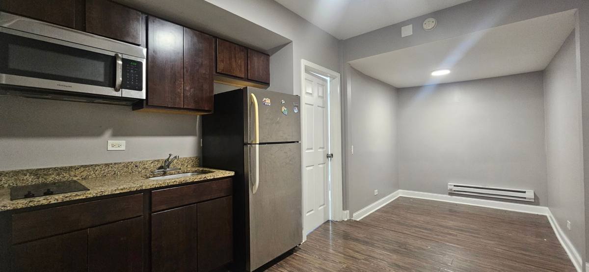 Apartment for rent at 3962-3966 W Grand, Chicago, IL 60651