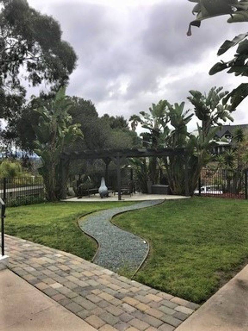 Apartment for rent at 3042-3048 Broadway, San Diego, CA 92102