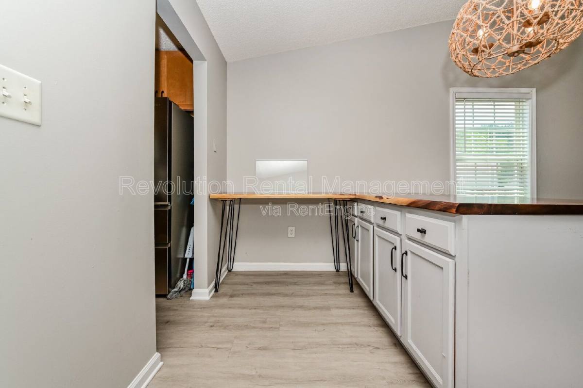 Townhouse for rent at 1740 Summerwoods Lane, Griffin, GA 30224