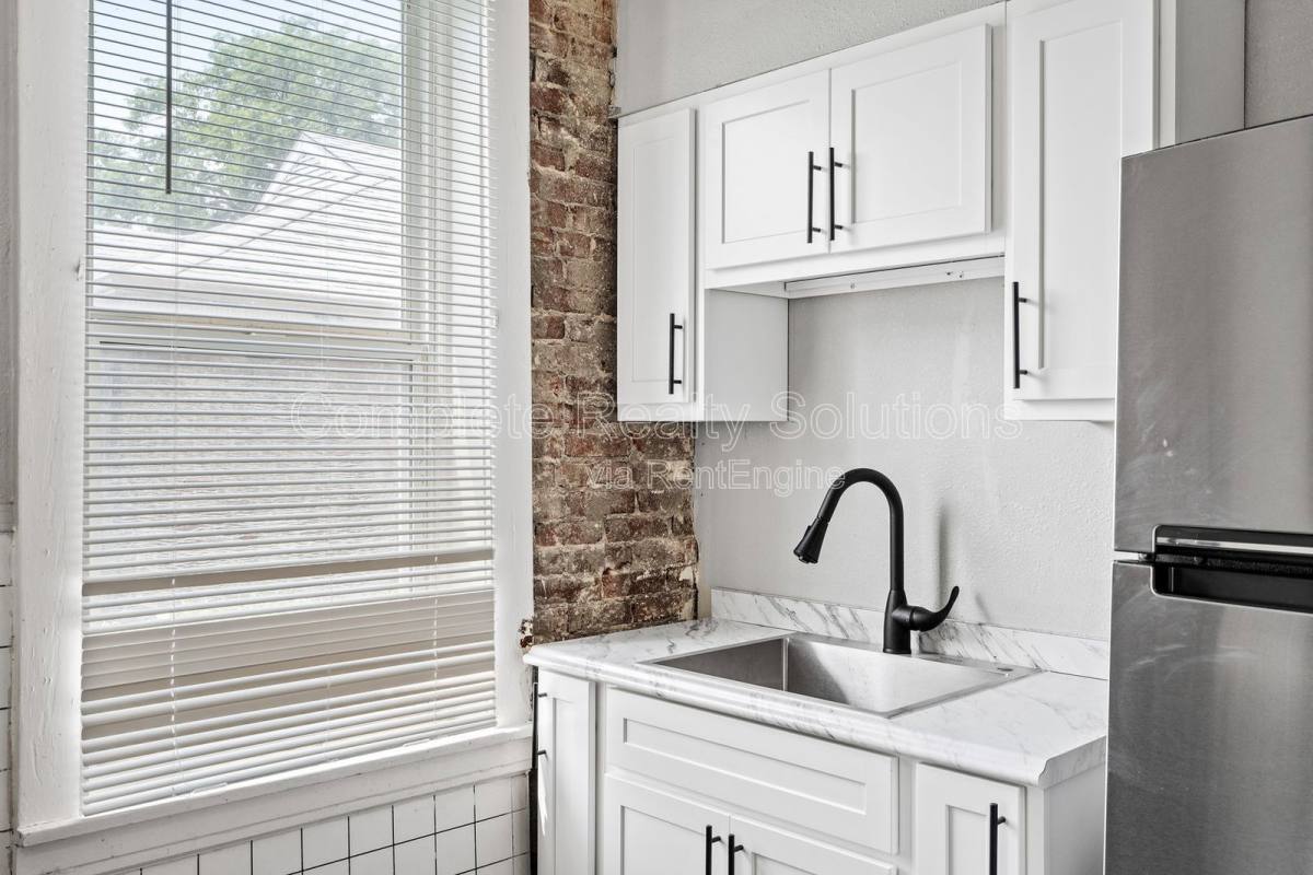 Apartment for rent at 4222 S 38th St, Saint Louis, MO 63116