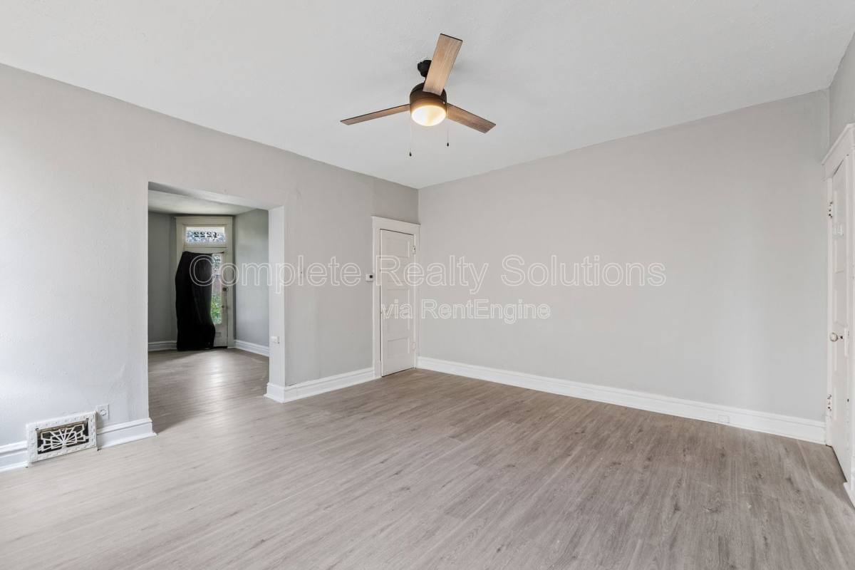 Apartment for rent at 4222 S 38th St, Saint Louis, MO 63116