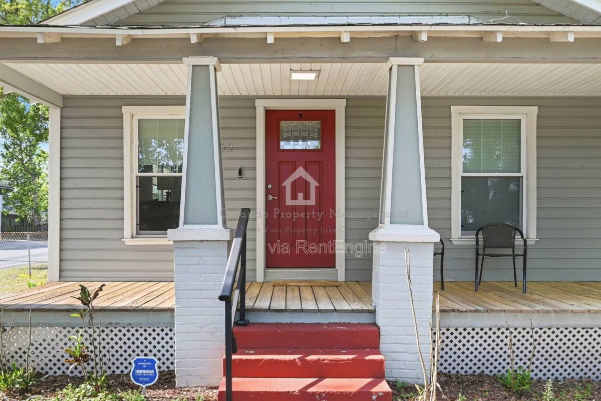 House for rent at 302 W Park St, Lakeland, FL 33803