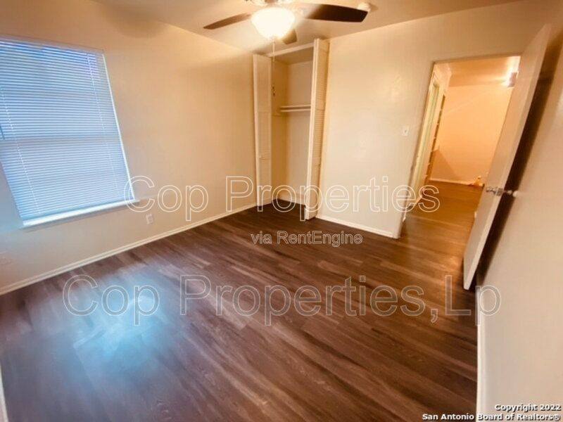 Apartment for rent at 144 Cloudhaven Dr #1, San Antonio, TX 78209