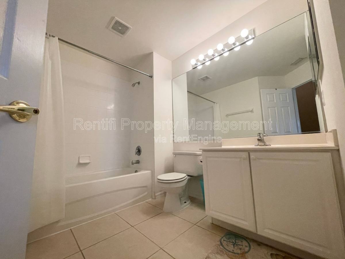 Apartment for rent at 8430 Village Edge Circle #2, Fort Myers, FL 33919