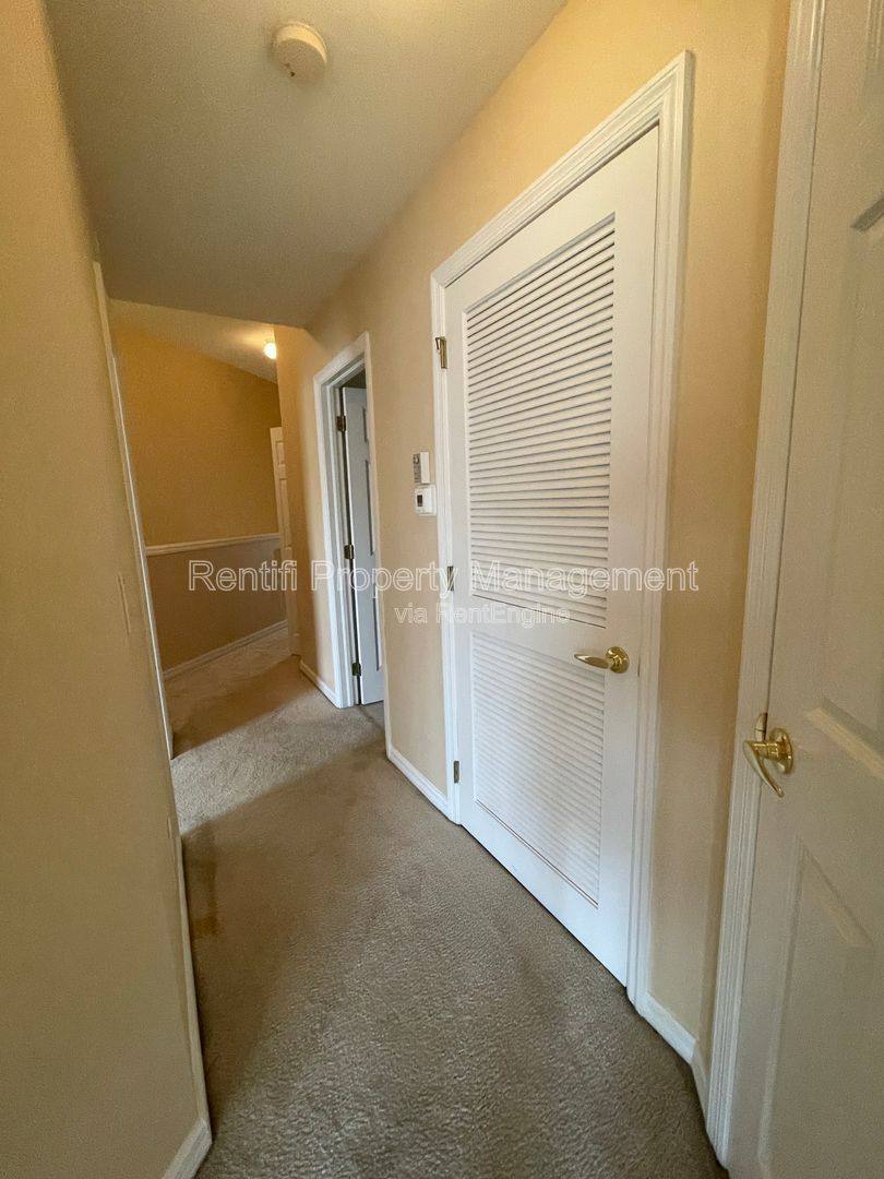 Apartment for rent at 8430 Village Edge Circle #2, Fort Myers, FL 33919