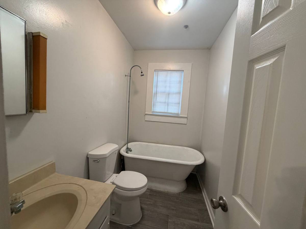 Apartment for rent at 941 Hill Park #2, Macon, GA 31201