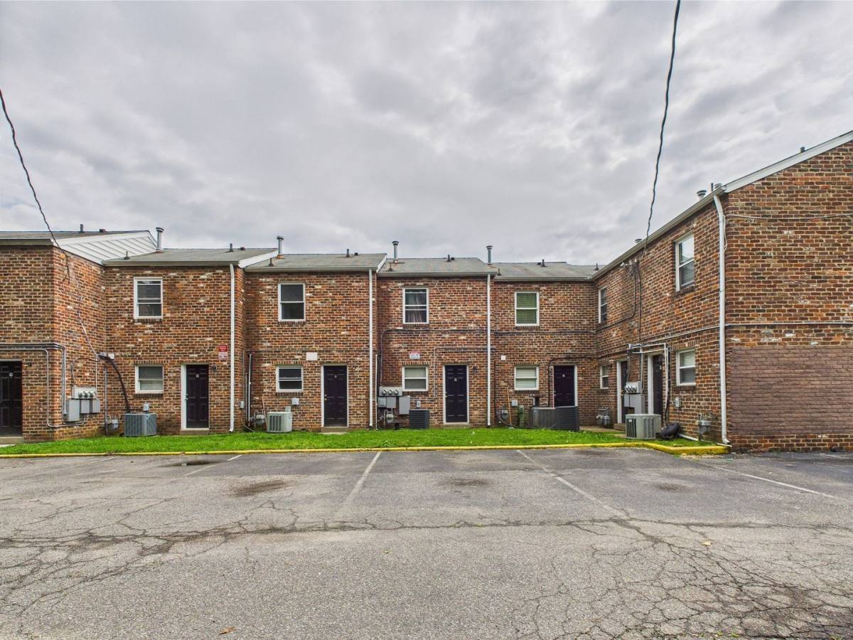 Apartment for rent at 2701 Midlothian Turnpike #C, Richmond, VA 23224