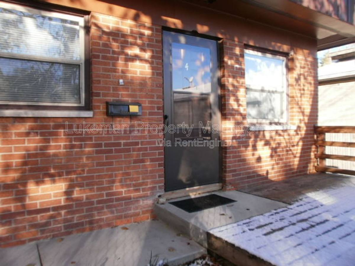 Apartment for rent at 1536 Henson Ave #4, Kalamazoo, MI 49048