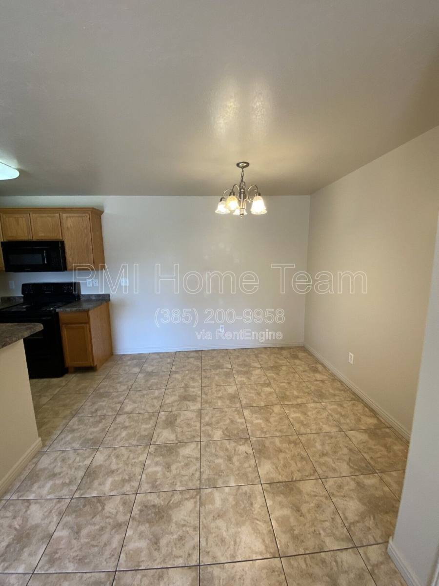 Apartment for rent at 2510 Charleston Ave #G10, Ogden, UT 84414