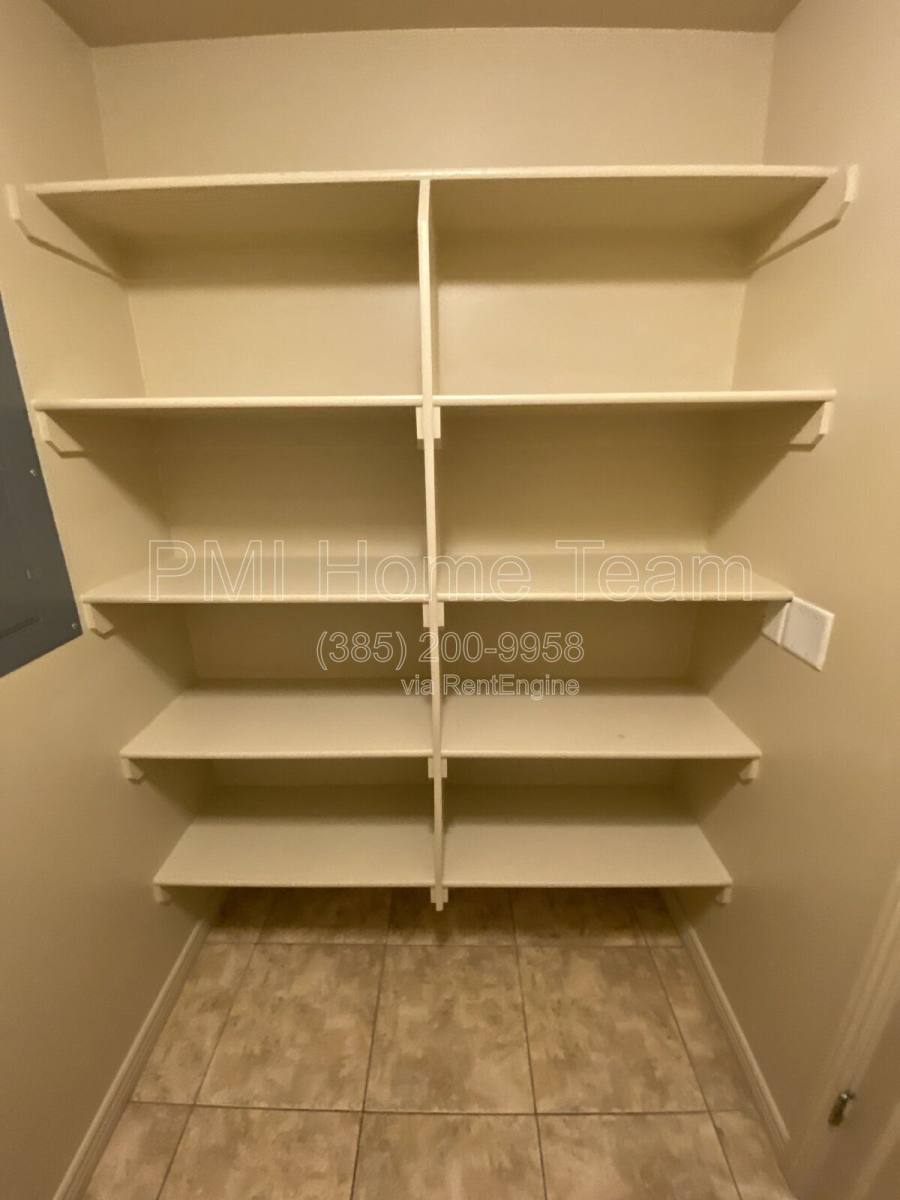 Apartment for rent at 2510 Charleston Ave #G10, Ogden, UT 84414
