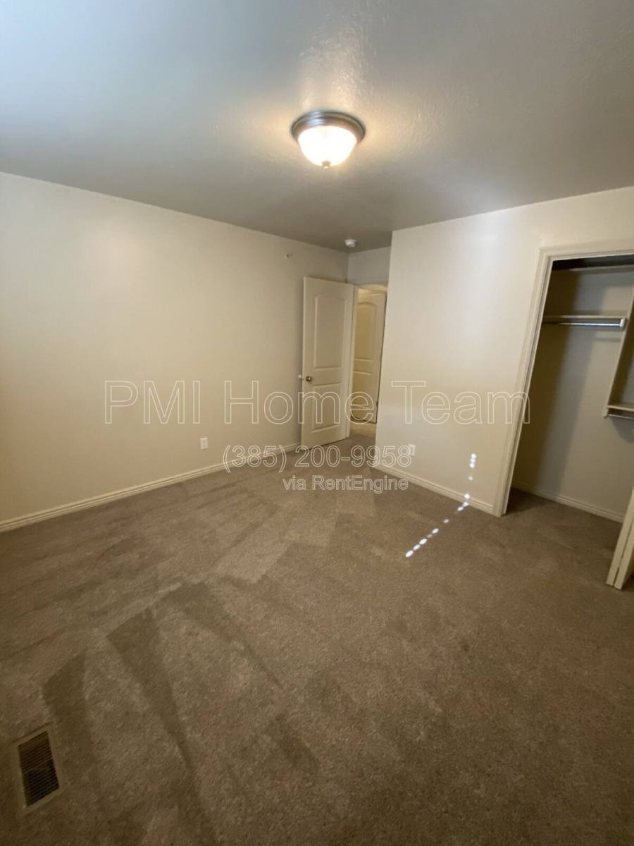 Apartment for rent at 2510 Charleston Ave #G10, Ogden, UT 84414