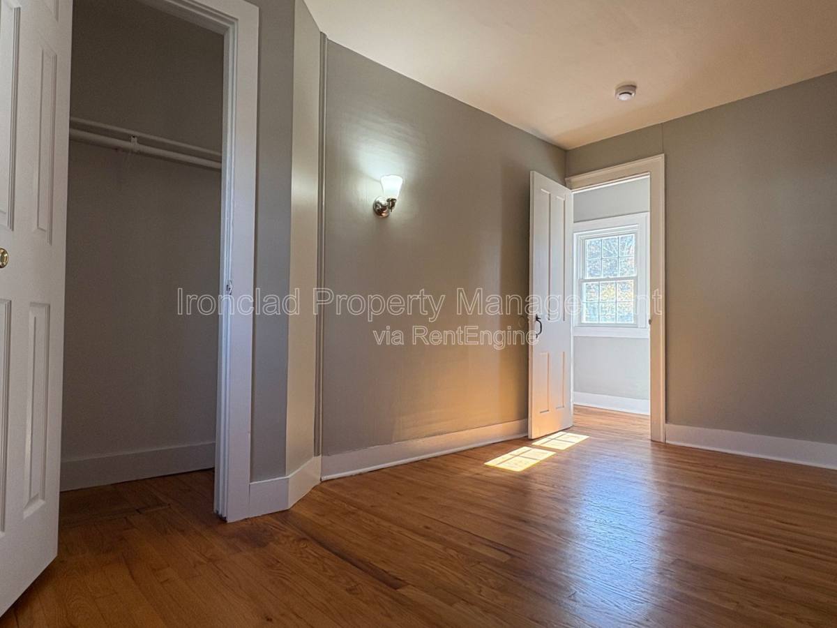 Apartment for rent at 548 Main St #2, Portland, CT 06480