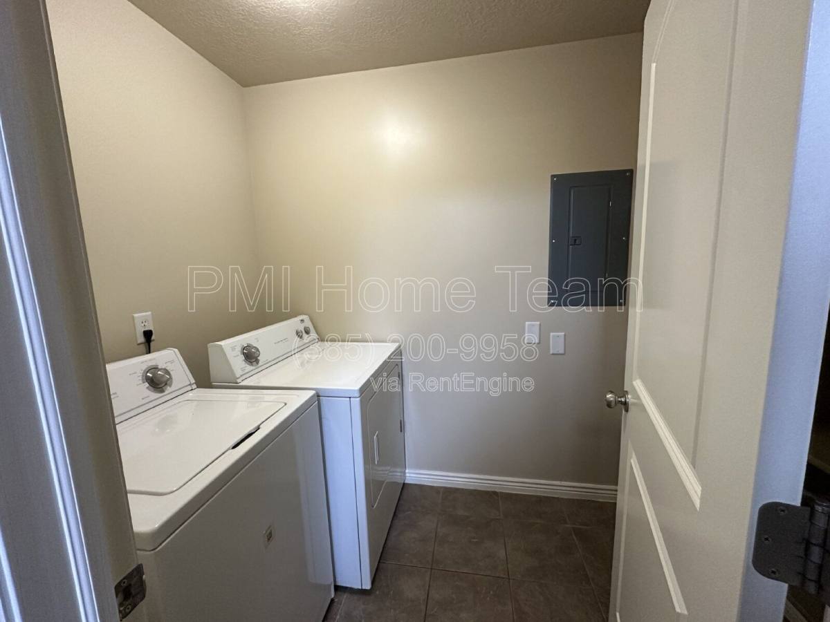 Apartment for rent at 2510 Charleston Ave #A10, Ogden, UT 84414