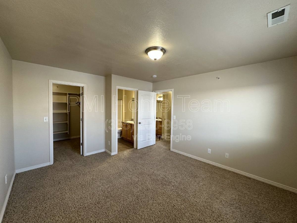 Apartment for rent at 2510 Charleston Ave #A10, Ogden, UT 84414