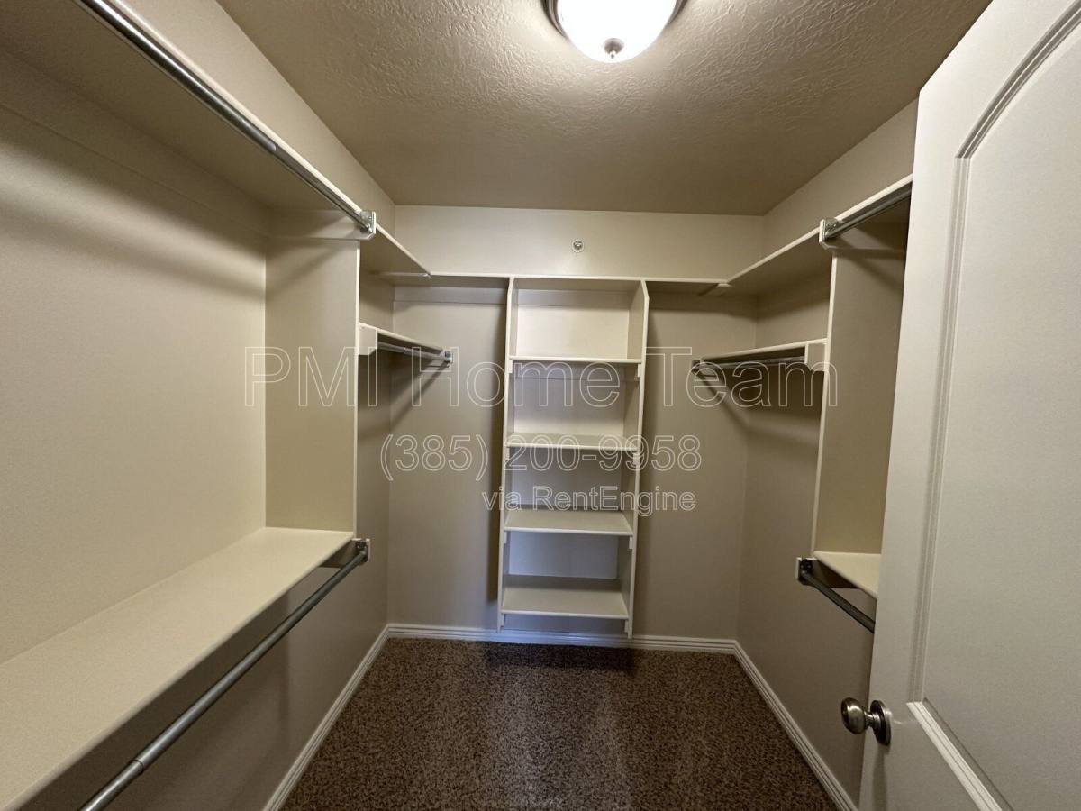 Apartment for rent at 2510 Charleston Ave #A10, Ogden, UT 84414