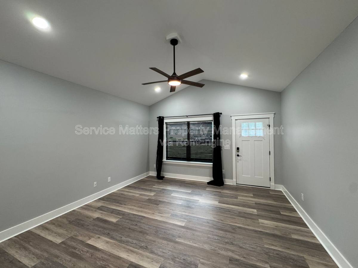 House for rent at 6933 Trail Ride S, Milton, FL 32570