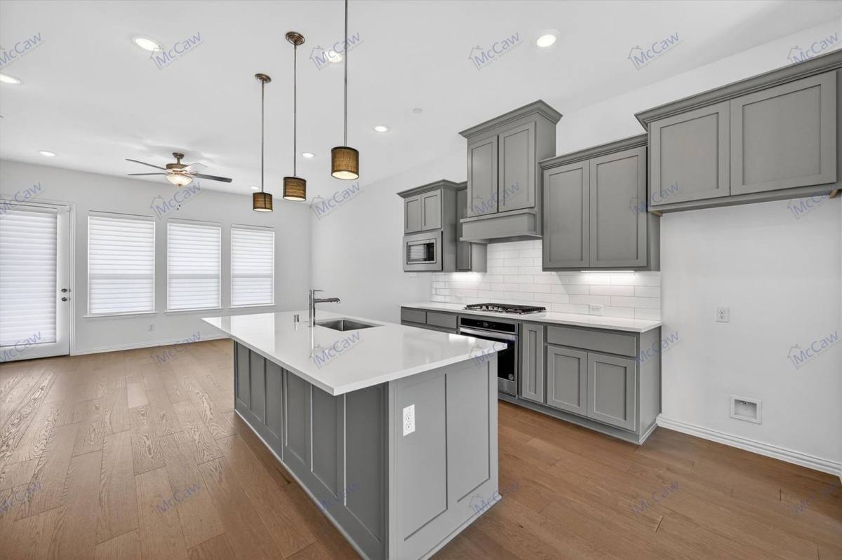 Townhouse for rent at 3717 Island Vista Dr, Arlington, TX 76005