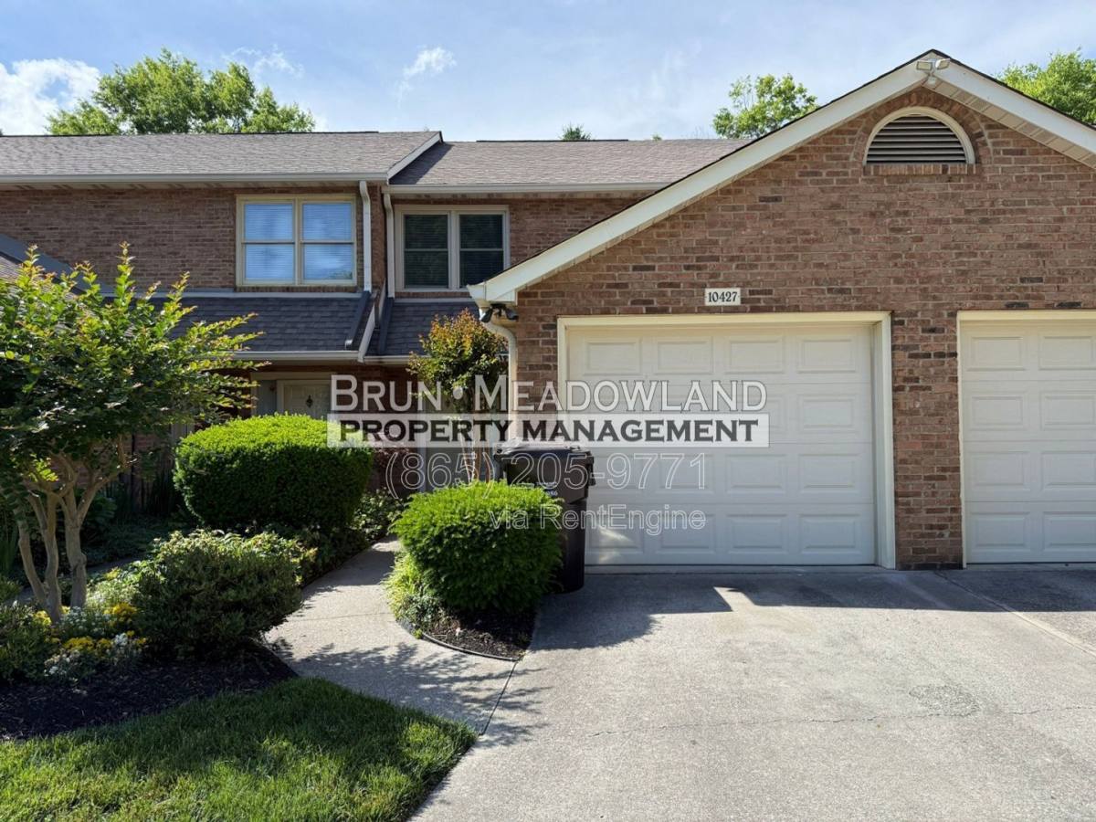 Townhouse for rent at 10427 Raven Brook Lane, Knoxville, TN 37922