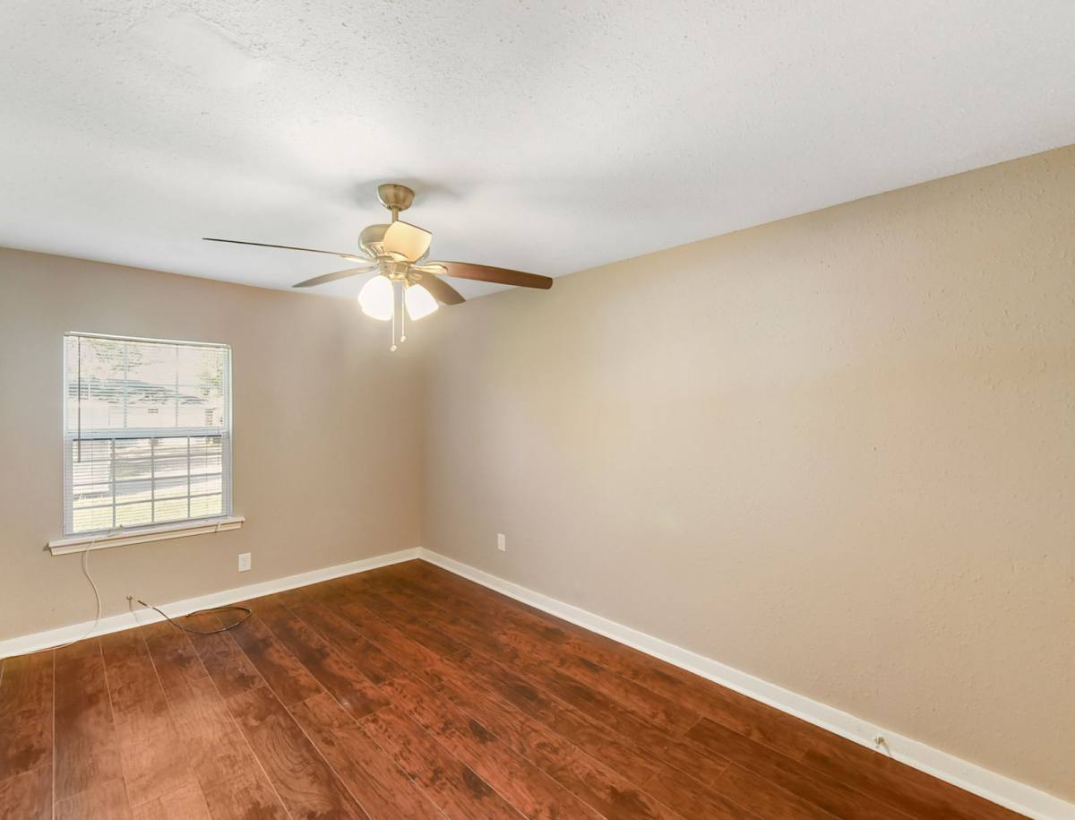 House for rent at 1029 Sycamore St, La Marque, TX 77568