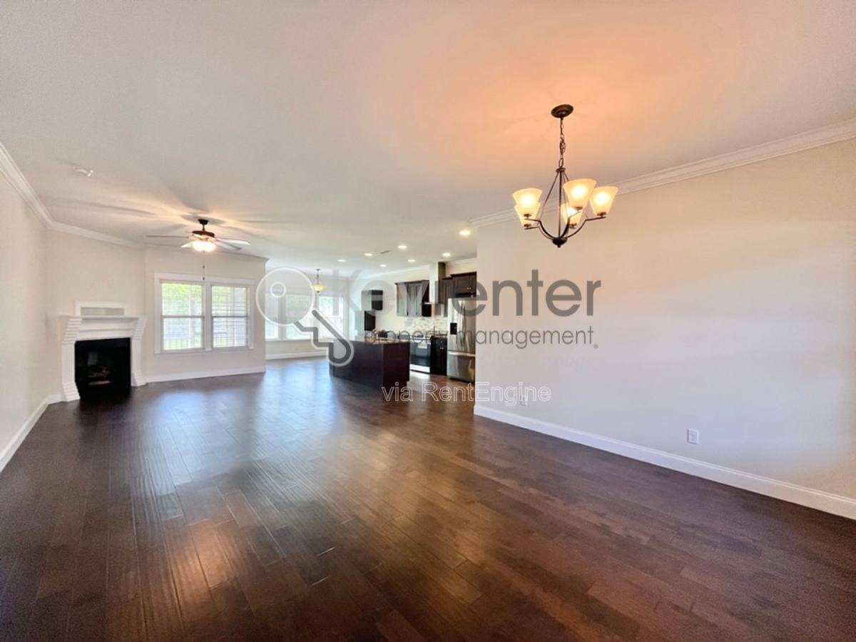 House for rent at 2758 Waterhaven Dr, Chattanooga, TN 37406
