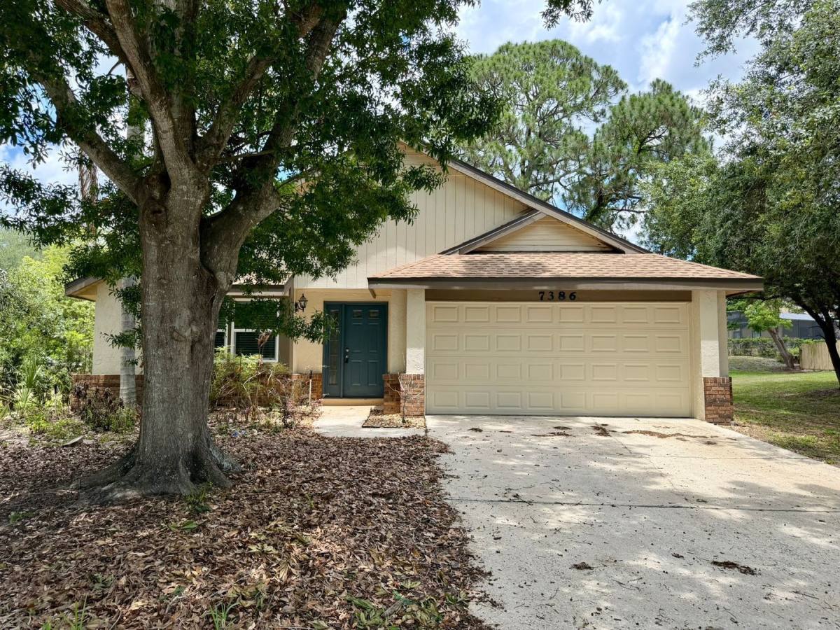 House for rent at 7386 Spring Villas Circle, Orlando, FL 32819