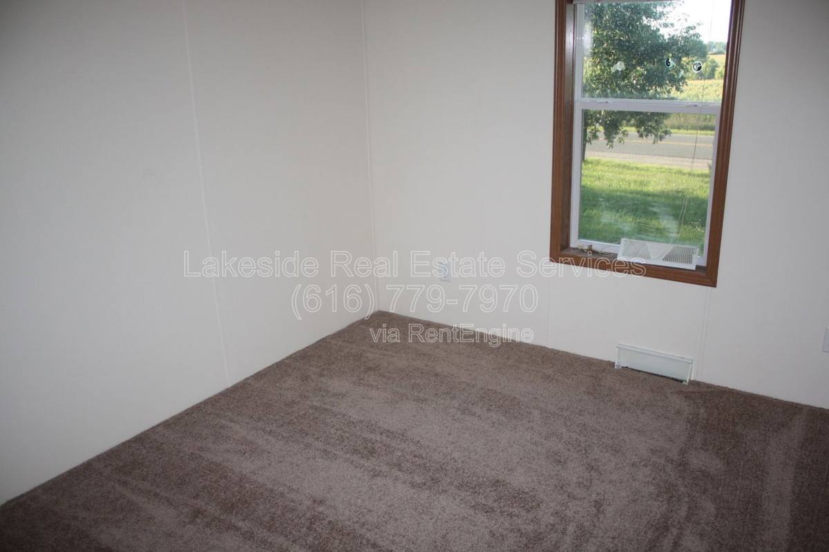 Apartment for rent at 10500 21 Mile Rd NE, Sand Lake, MI 49343