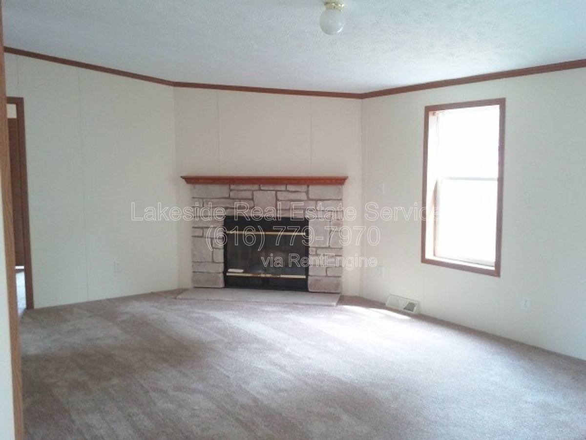 Apartment for rent at 10500 21 Mile Rd NE, Sand Lake, MI 49343