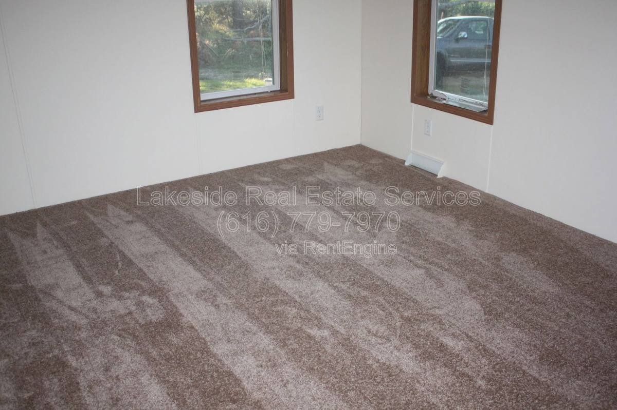Apartment for rent at 10500 21 Mile Rd NE, Sand Lake, MI 49343
