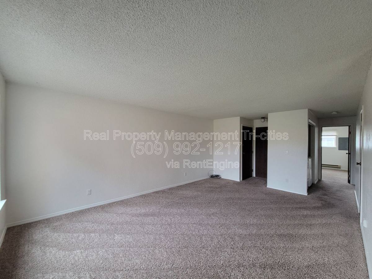 Condo for rent at 3121 W Hood Ave #G106, Kennewick, WA 99336
