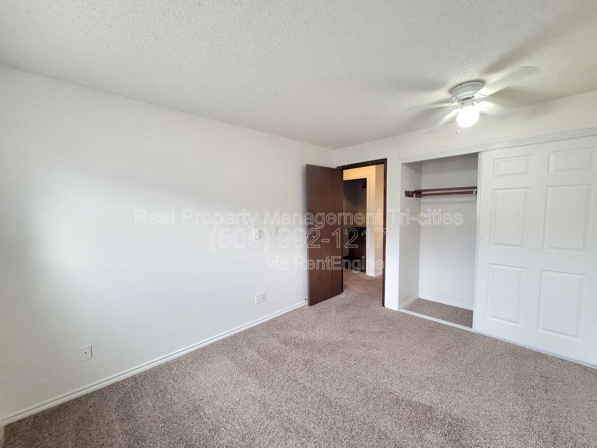 Condo for rent at 3121 W Hood Ave #G106, Kennewick, WA 99336