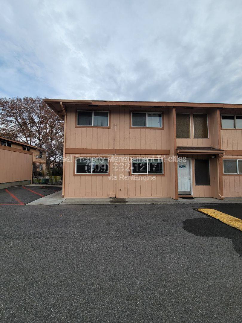 Condo for rent at 3121 W Hood Ave #G106, Kennewick, WA 99336